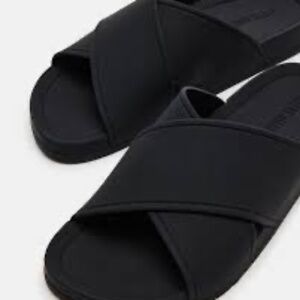 Steve Madden Black Sandals